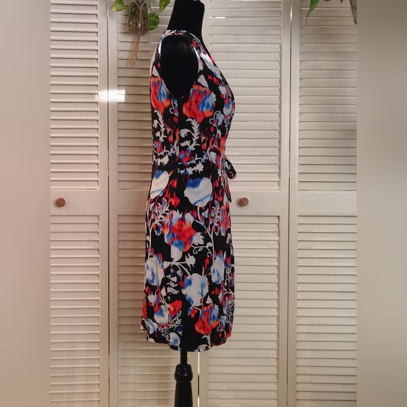 Dana Buchman Black Floral Faux Wrap Midi Dress with Side Tie Size S – Like New - Picture 4 of 8